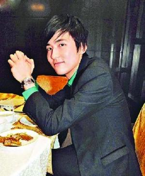 痴情的蔡加赞：被誉为最帅富二代，8亿婚礼娶初恋，结婚7年零绯闻