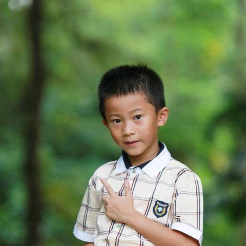 南宁市校服是怎么规定穿的