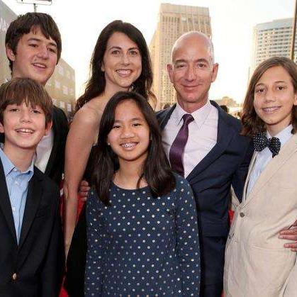 长沙市宠物领养中心地址在哪里啊？