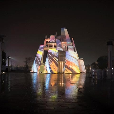 成都市比哈尔滨市大多少