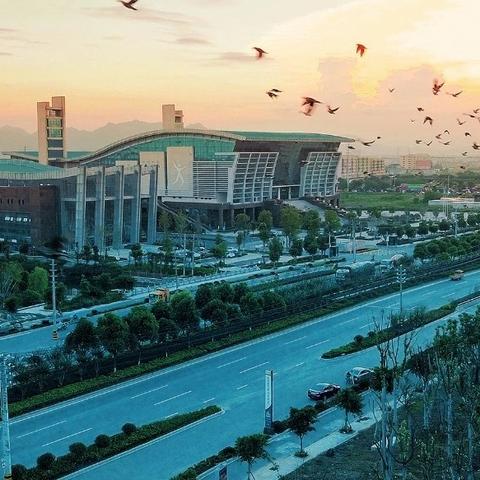 温州市的高铁站在哪里