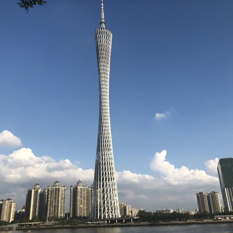 广州塔的结构特点？