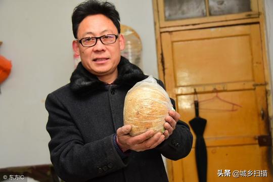 河南夫妻靠冷门技艺挣大钱，专门加工制作“稀罕物”，年入50多万