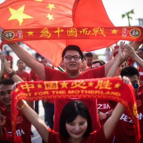 大学生足球多少及格