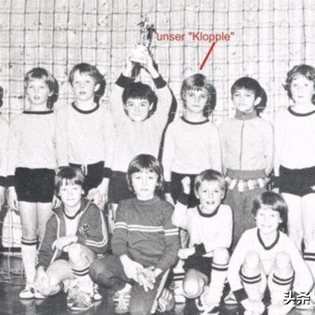 实况足球怎么换人