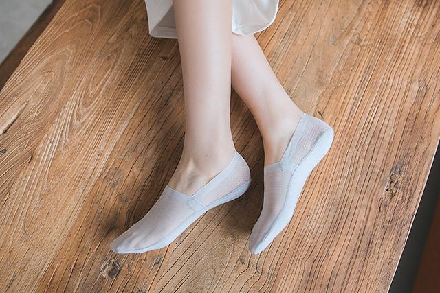 夏天宝宝穿什么衣服舒服呢