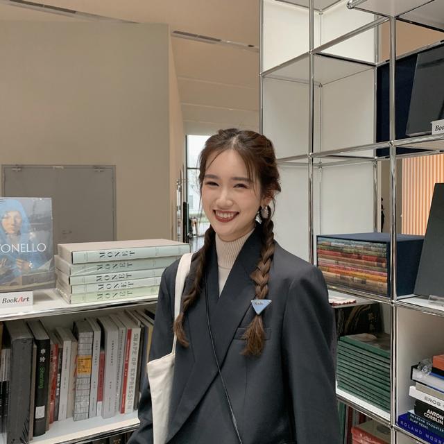 女儿初中毕业妈妈怎么发朋友圈