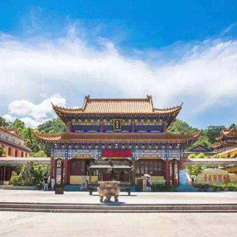 2025.11.13深圳今日汽车尾号限行是几