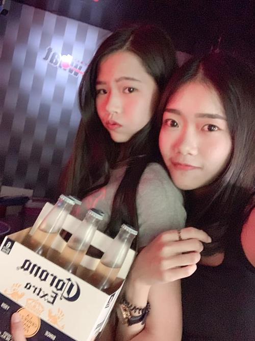 夜场女孩(一)小红辞去茶馆工作