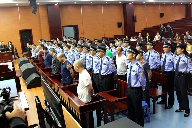 死缓和无期徒刑的区别