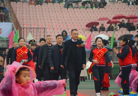果州教育集团：用心奉献幼教用爱成就孩子