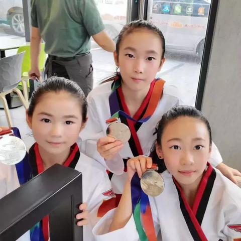 足球比赛亚军领奖流程视频的长尾关键词有什么