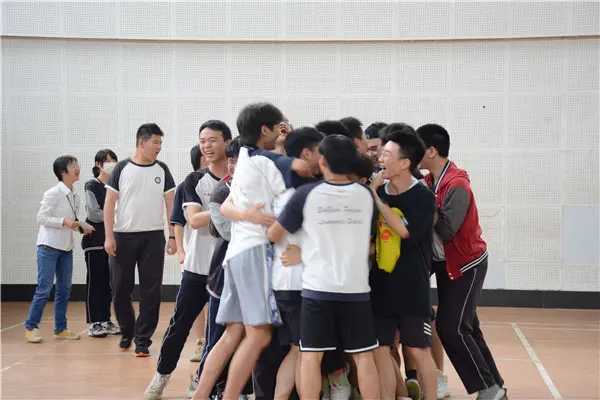 十年赚300万难吗 赚16万难吗