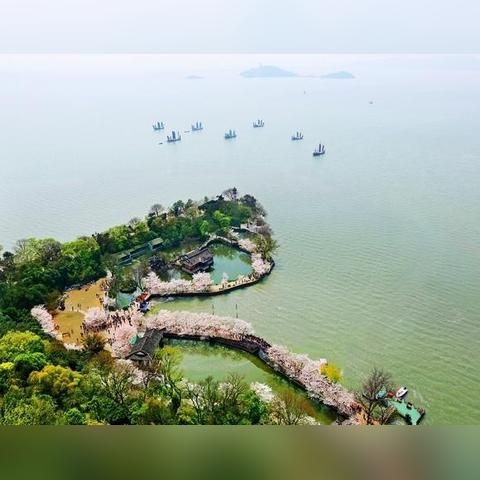 无锡市海底世界在哪里啊