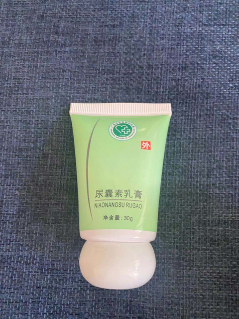 冬季皮肤容易干燥粗糙主要是因为