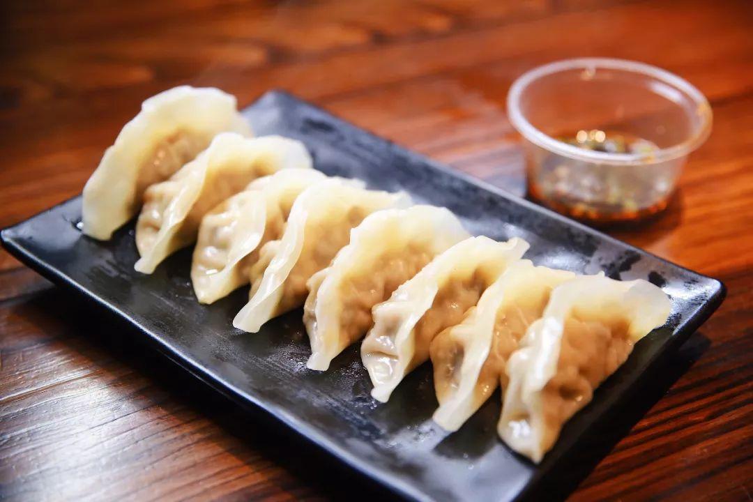 烟火人间有什么美食（烟火人间歌曲表达什么意思）