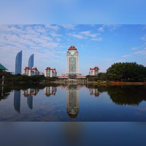 为什么闽南地区的很多年轻人都喜欢往厦门跑呢？