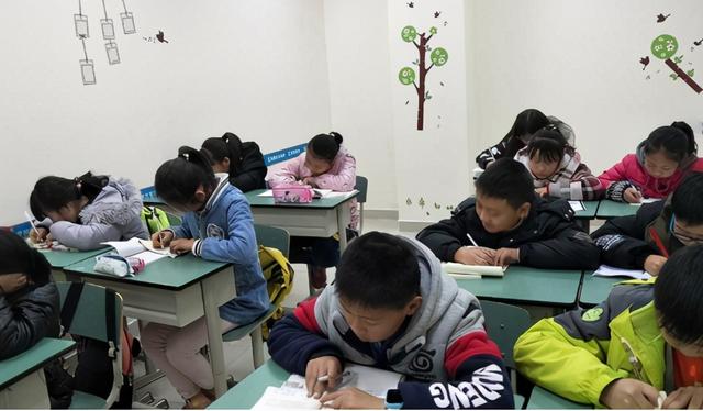 孩子成绩倒数怎么办