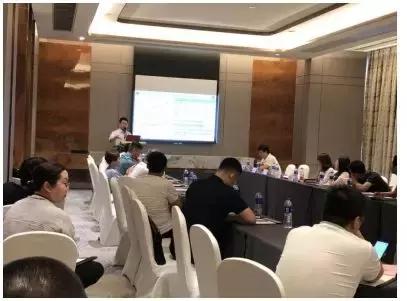 中辉期货唐山营业部成功举办“黑色产业投资者报告会”