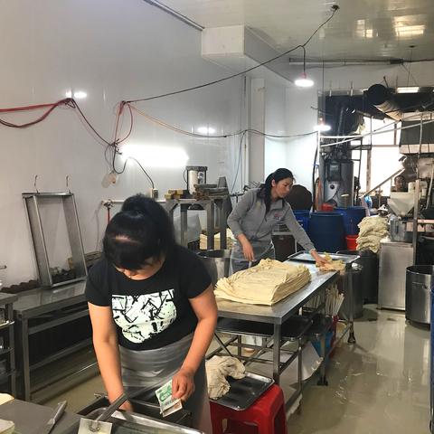 哈尔滨有多少家饭店？