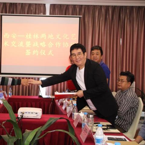 西安至桂林自驾游攻略相关长尾关键词有哪些