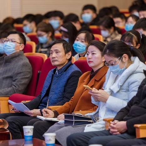 简述顾客让渡价值的内容？