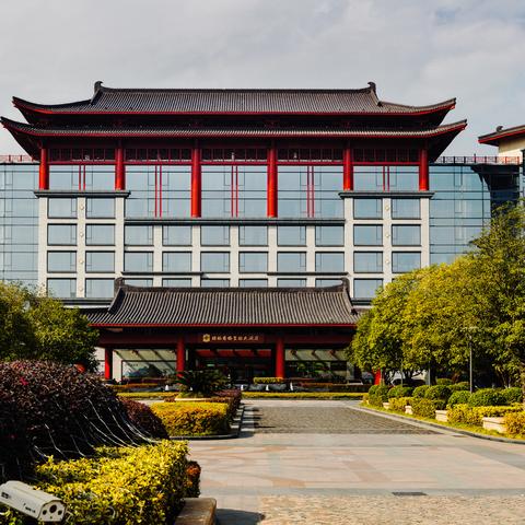 桂林市本地人饭店在哪里