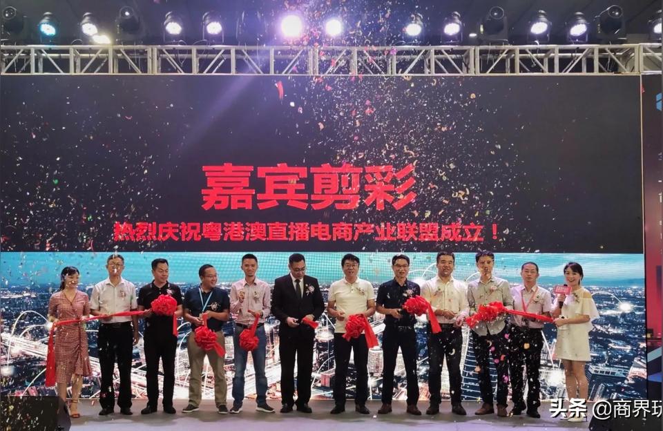抖音直播能賺多少錢_抖音40萬(wàn)音浪主播賺多少 運(yùn)營(yíng)百科
