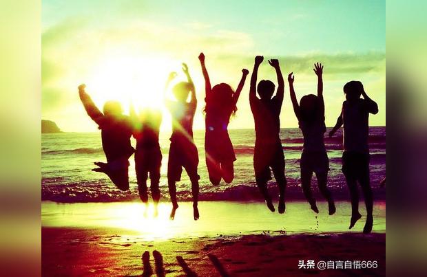 梦见掉到水里