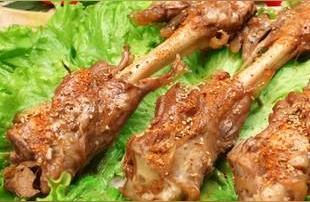 有什么特色的美食（可以介绍下你们当地有什么特色美食和名菜吗）