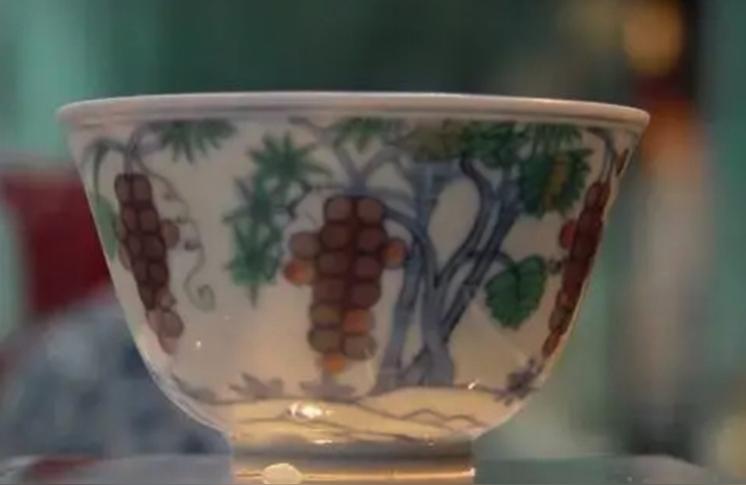 明朝真品瓷器鉴定（明代酱釉胎釉特征）