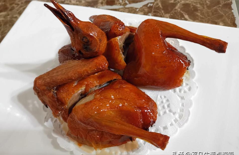 美食犹如什么（青岛十大美食的排行榜是怎样的）