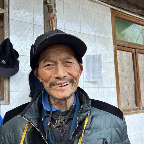 成都市区老人怎么出行