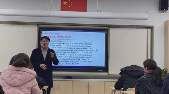 高中教育，德育先行！二十一世纪学校高中家长会，家校联手向未来