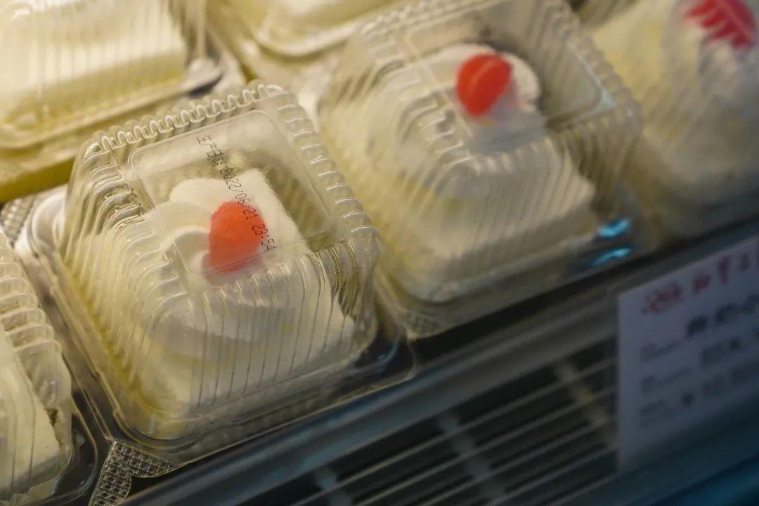 龙之梦有什么美食（上海哪里买衣服比较好）