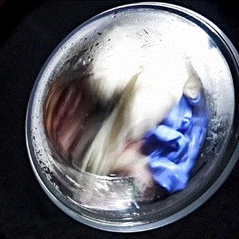 石头科技净利“腰斩”：毛利率下滑、存货周转明显变慢 创始人“沉迷”造车、还豪掷4亿造洗衣机？