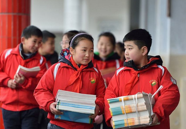 如何选择孩子游泳场地