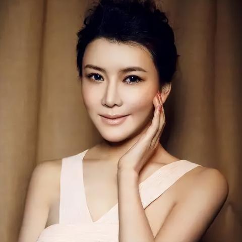 儿歌叮叮当(儿歌叮叮当当有人敲门)