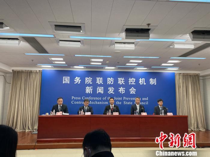 31省份增本土确诊61例 涉12省市
 /31省份增确诊55例:本土42例