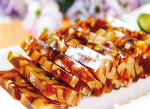 去北京先尝什么美食（北京的特产有什么可以带走的）