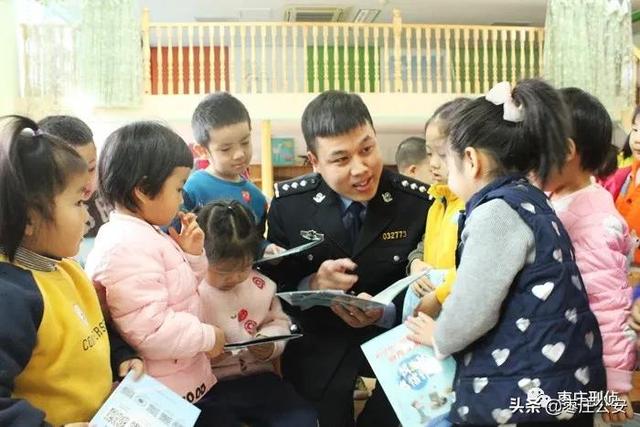 群众里面有坏人什么梗