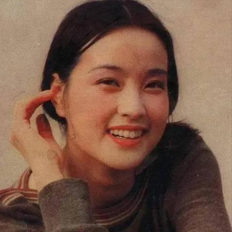 刘晓庆童年电影免费观看的长尾关键词有哪些