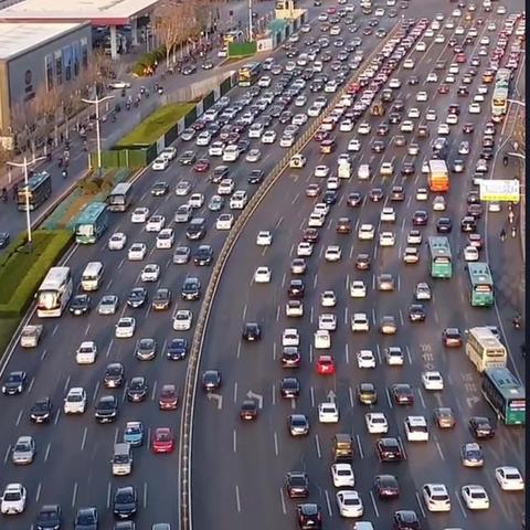 山东济南市是什么样子的