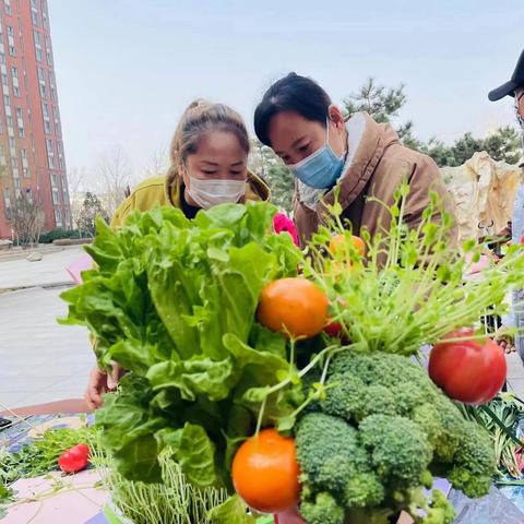 保定市头条超市在哪里啊