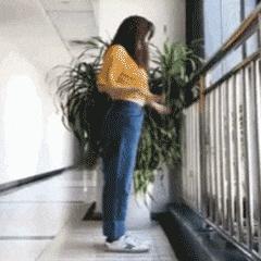 美女被强吻抓胸.美女被强吻抓胸动态图？