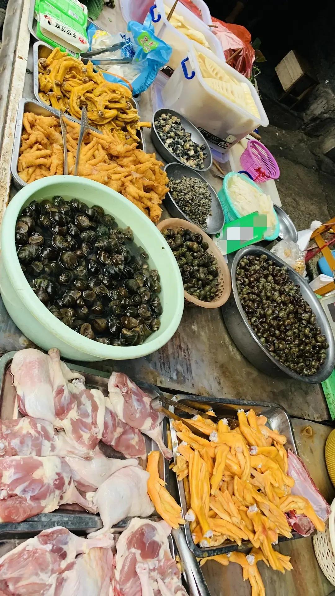 青云菜市有什么美食（宜兴较大的蔬菜批发市场）