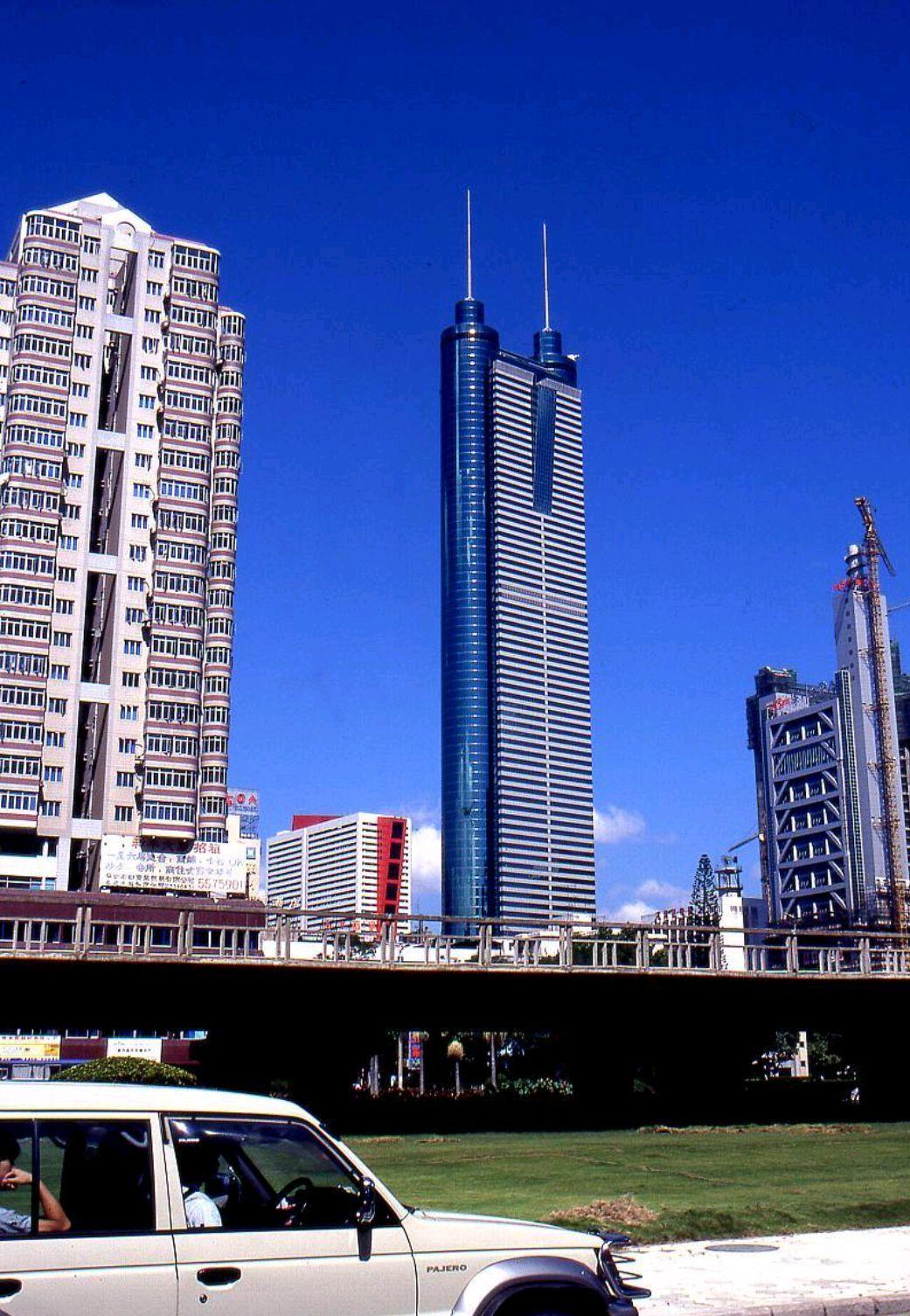 【中风险降为低风险要多少天
 ,中风险降为低风险要多少天解除】