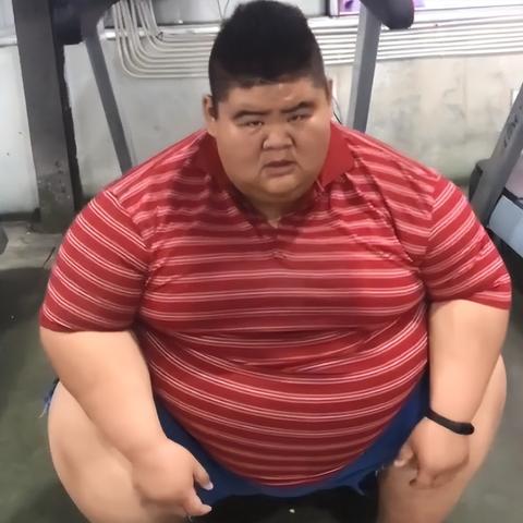我饮酒点孤灯足球运动员的长尾关键词有什么