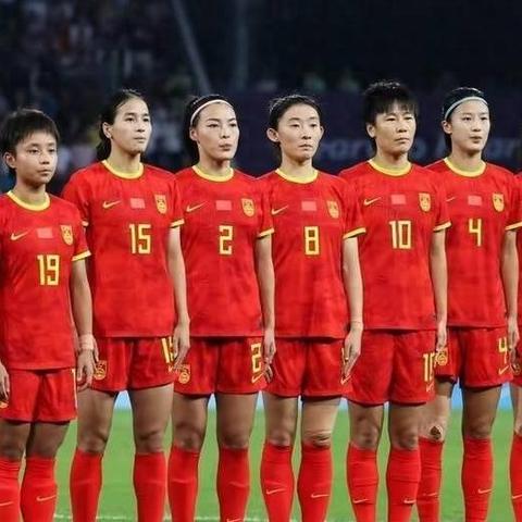 朝鲜官员看足球比赛的长尾关键词有什么