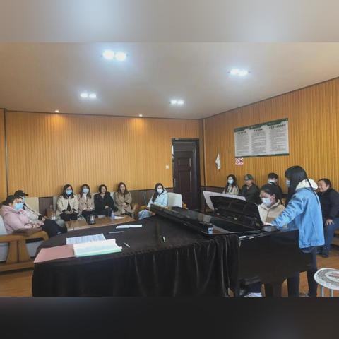 信阳东到武汉的G405途经站时刻列表有吗？